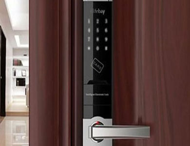 孙吴24小时上门开锁公司